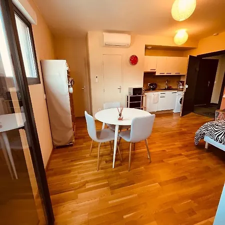 Apartament Superbe Avec Place De Parking
